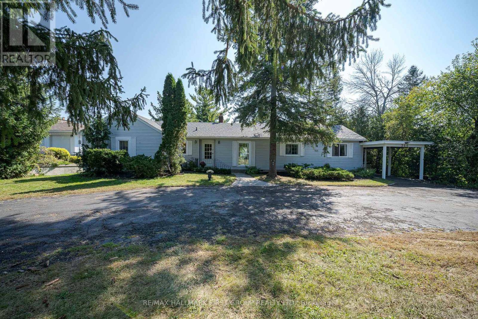 Greater Napanee, ON K7R2B6,366 DUNDAS STREET W