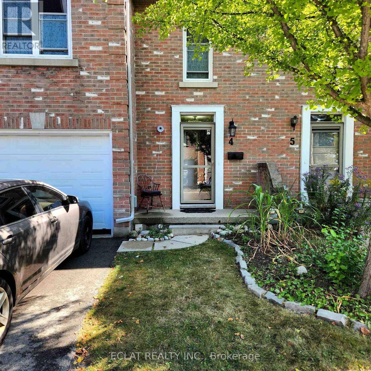 Woodstock, ON N4T1P9,399 Springbank AVE North #4