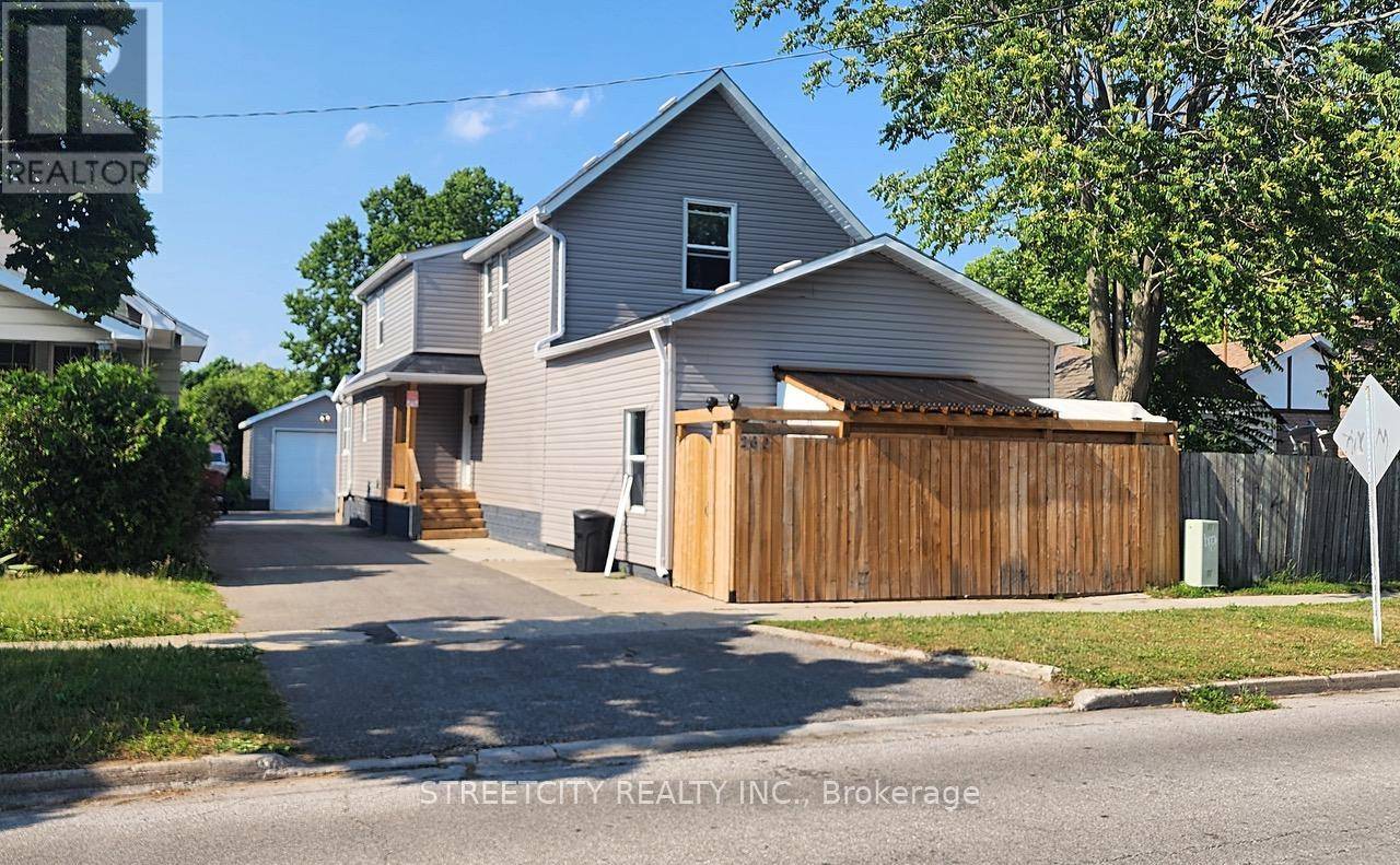 Sarnia, ON N7T5C5,260 MAXWELL STREET