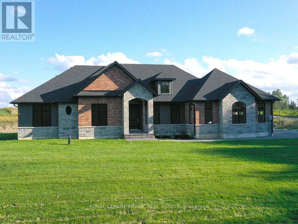 Kawartha Lakes (verulam), ON K0M1N0,18 AVALON DRIVE