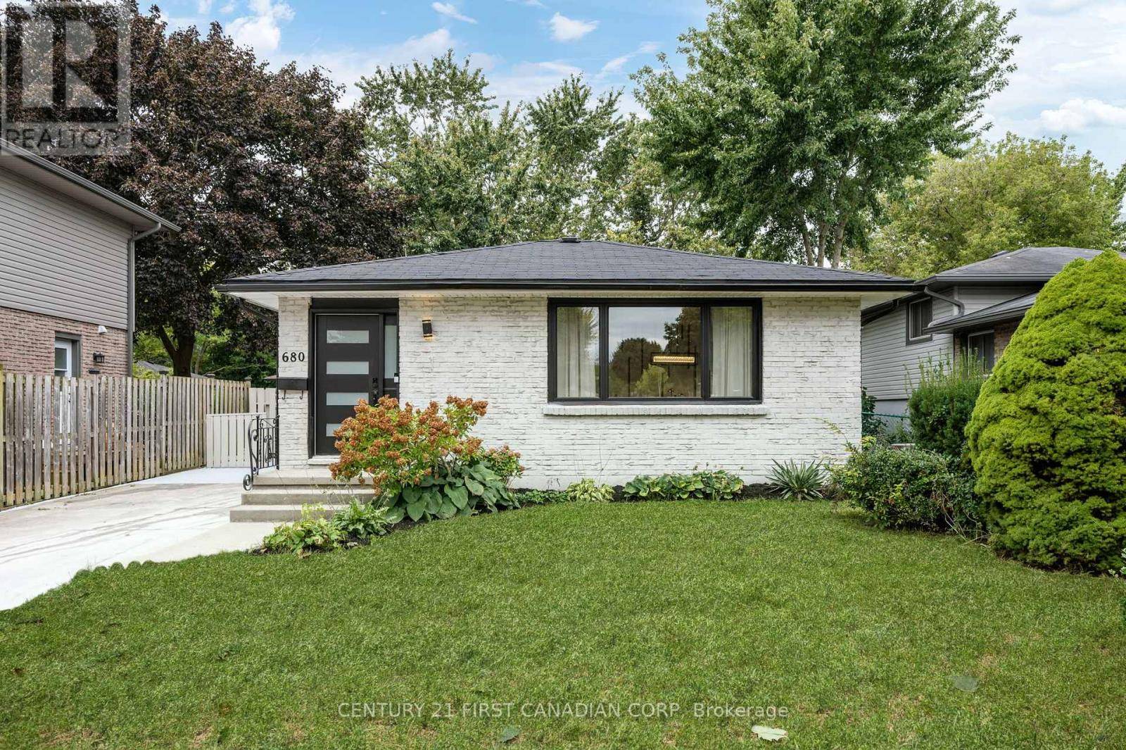 London, ON N6E1S2,680 MILLBANK DRIVE