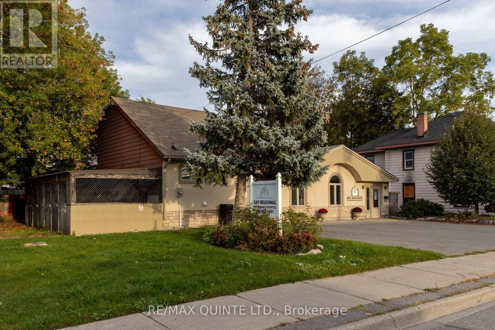 Belleville (belleville Ward), ON K8N3W2,437 BLEECKER AVENUE