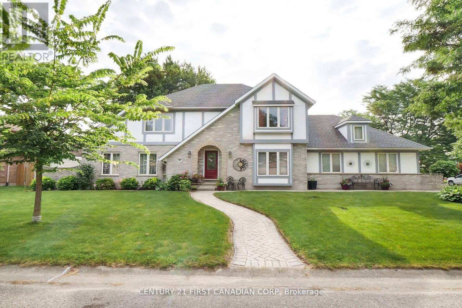 London, ON N6J4P2,35 MONTE VISTA CRESCENT