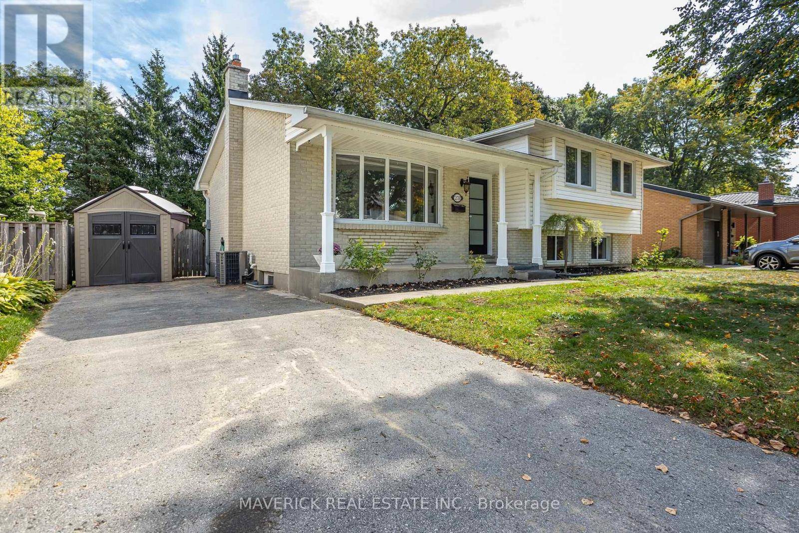 London, ON N6K2S9,278 GRAND VIEW AVENUE