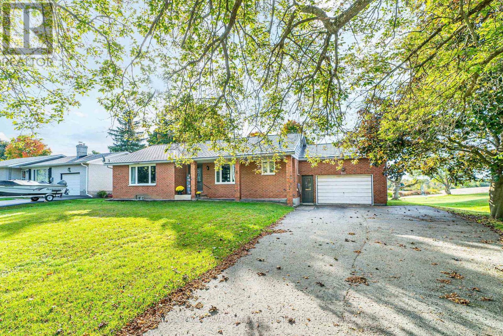 Kawartha Lakes (woodville), ON K0M2T0,103 JOHN STREET