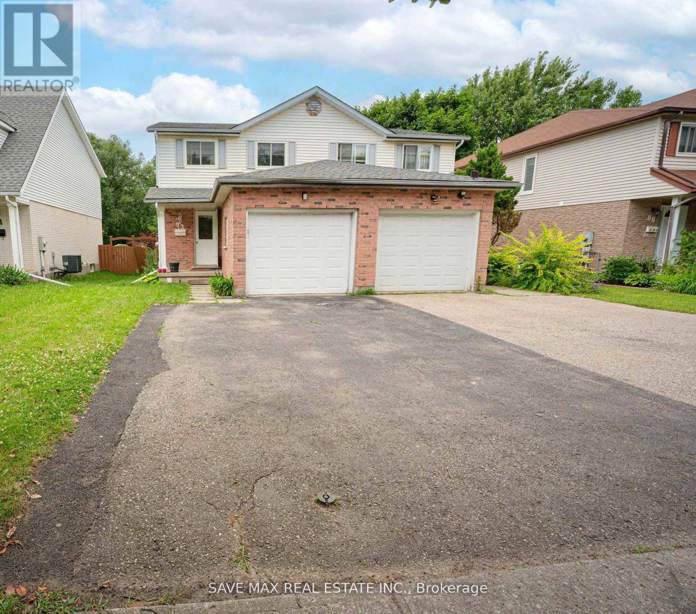 Kitchener, ON N2M5C1,92 HIGHLAND CRESCENT