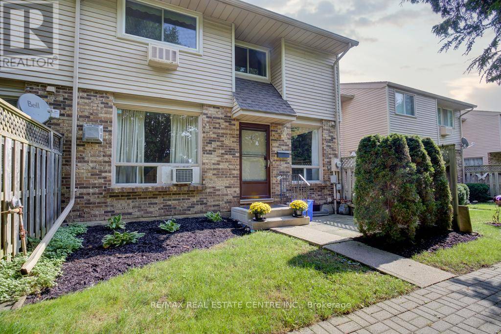 Tillsonburg, ON N4G4T6,1 Lamers CT #17