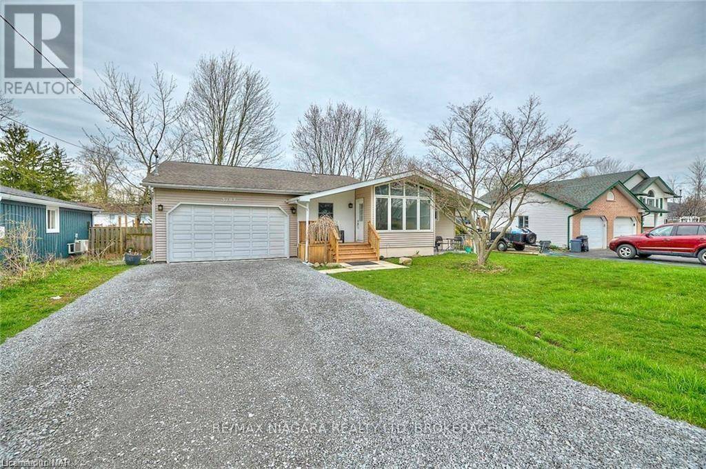 Fort Erie (335 - Ridgeway), ON L0S1N0,3105 BETHUNE AVENUE