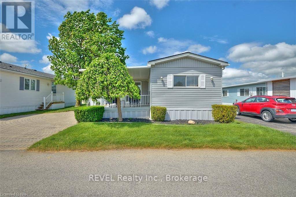 Fort Erie (327 - Black Creek), ON L0S1S1,3033 TOWNLINE RD #321