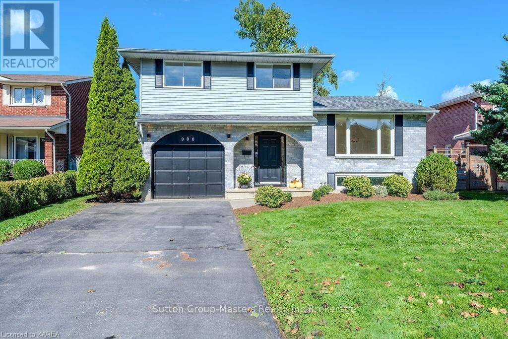 Kingston (north Of Taylor-kidd Blvd), ON K7P2B3,900 AMBLESIDE CRESCENT