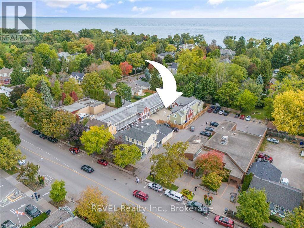 Niagara-on-the-lake (101 - Town), ON L0S1J0,135 QUEEN ST #5