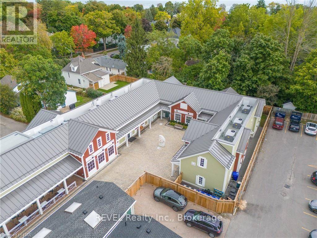 Niagara-on-the-lake (town), ON L0S1J0,135 QUEEN ST #3