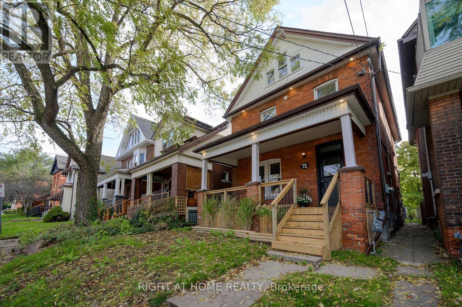 Hamilton (strathcona), ON L8R3E3,72 DUNDURN STREET N