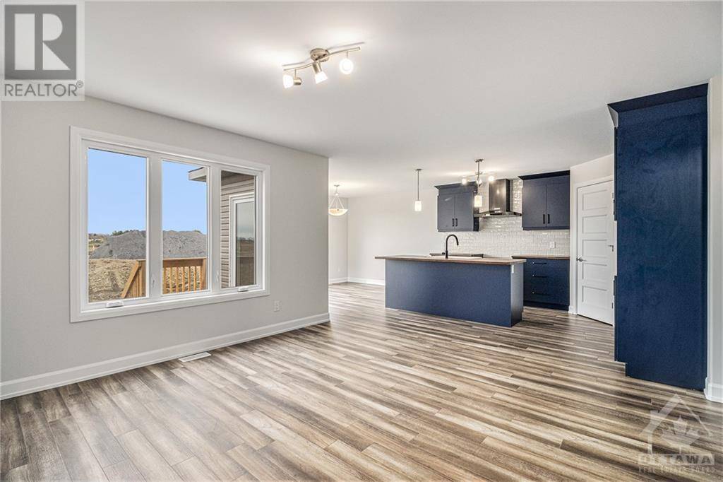 Russell, ON K0A1W0,1205 MONTBLANC CRESCENT