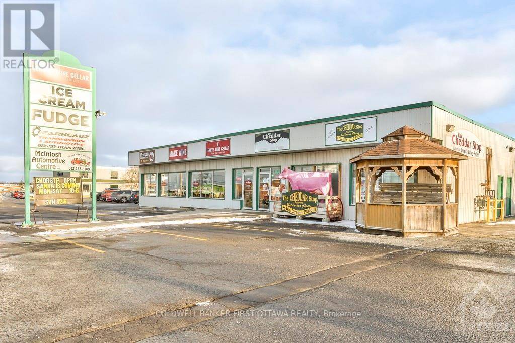 Carleton Place, ON K7C3P2,10471 HIGHWAY 7 #B