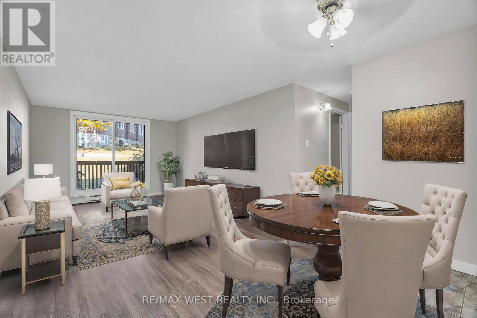 Kitchener, ON N2K1K4,30 Bridge ST West #206