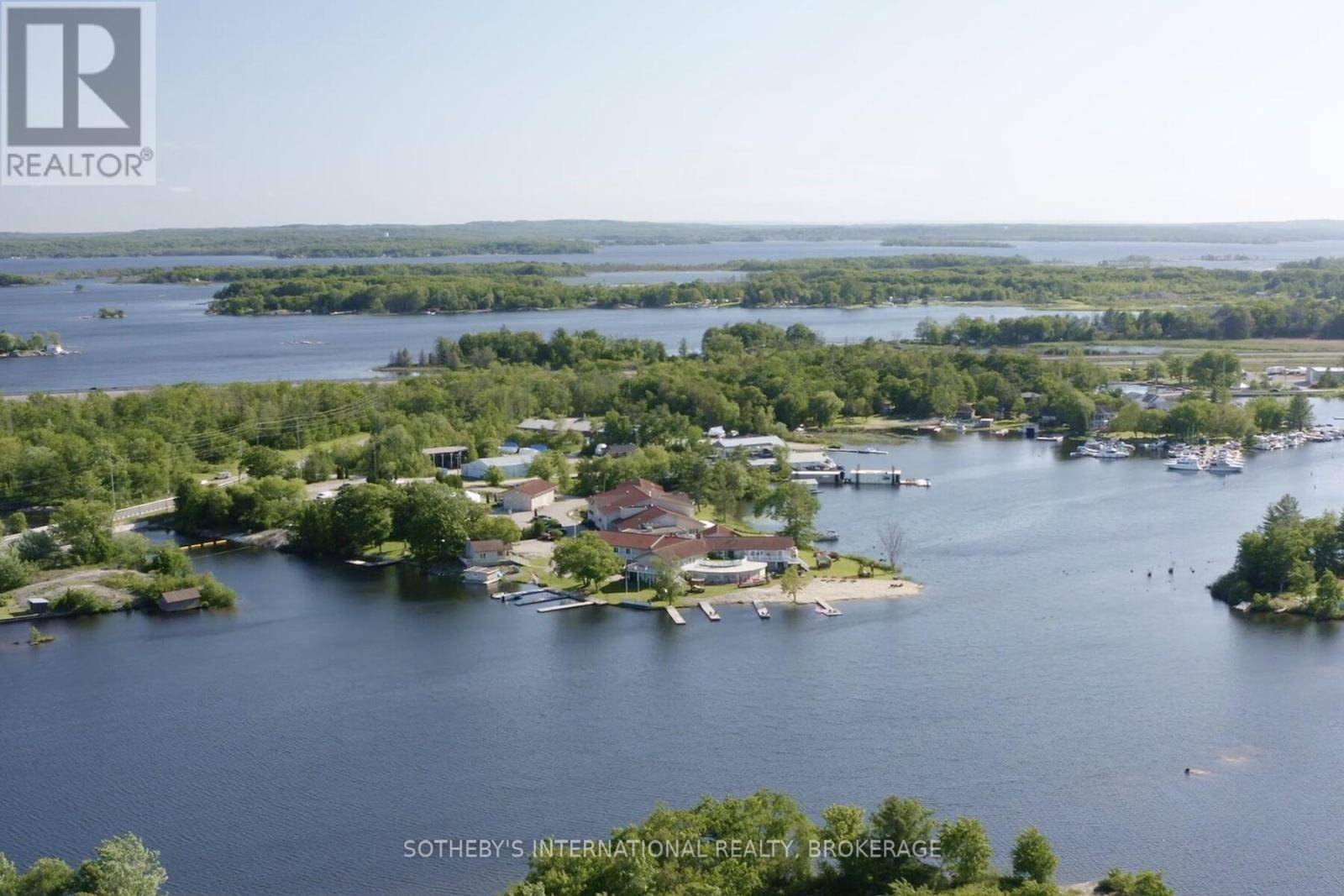 Georgian Bay, ON L0K1S0,263 PORT SEVERN ROAD N