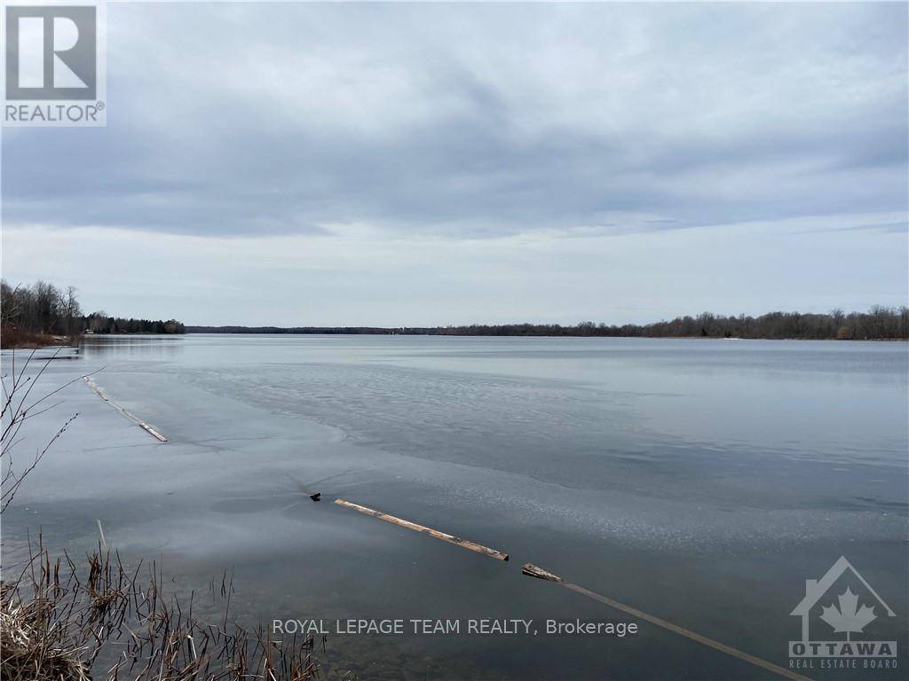 Rideau Lakes, ON K0E1Y0,202 CAPO LN #24