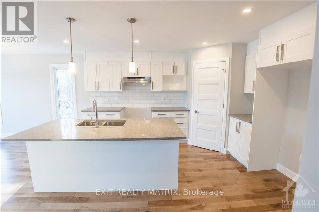 Cornwall, ON K6H0C5,1400 CAROLINE COURT