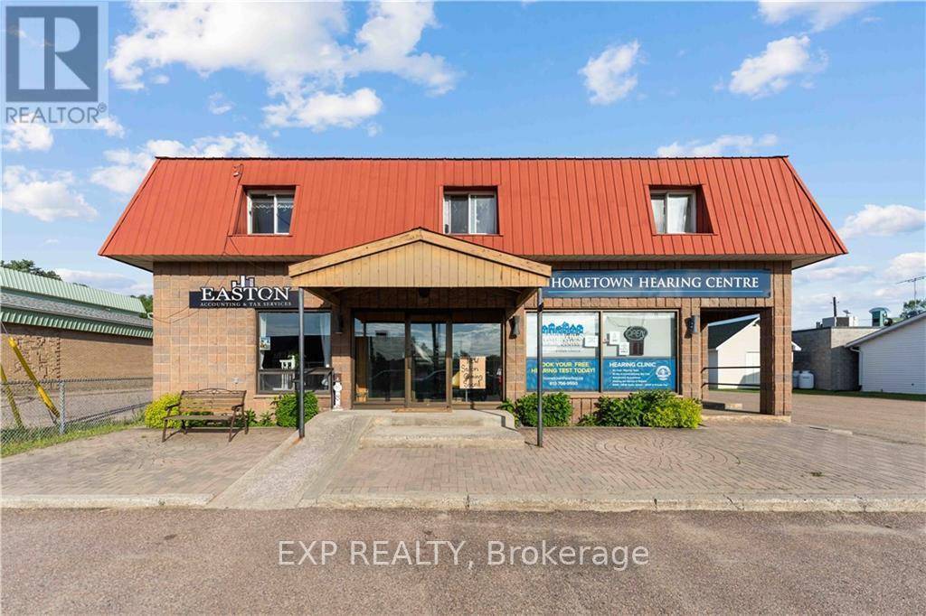 Madawaska Valley, ON K0J1B0,12 DUNN STREET