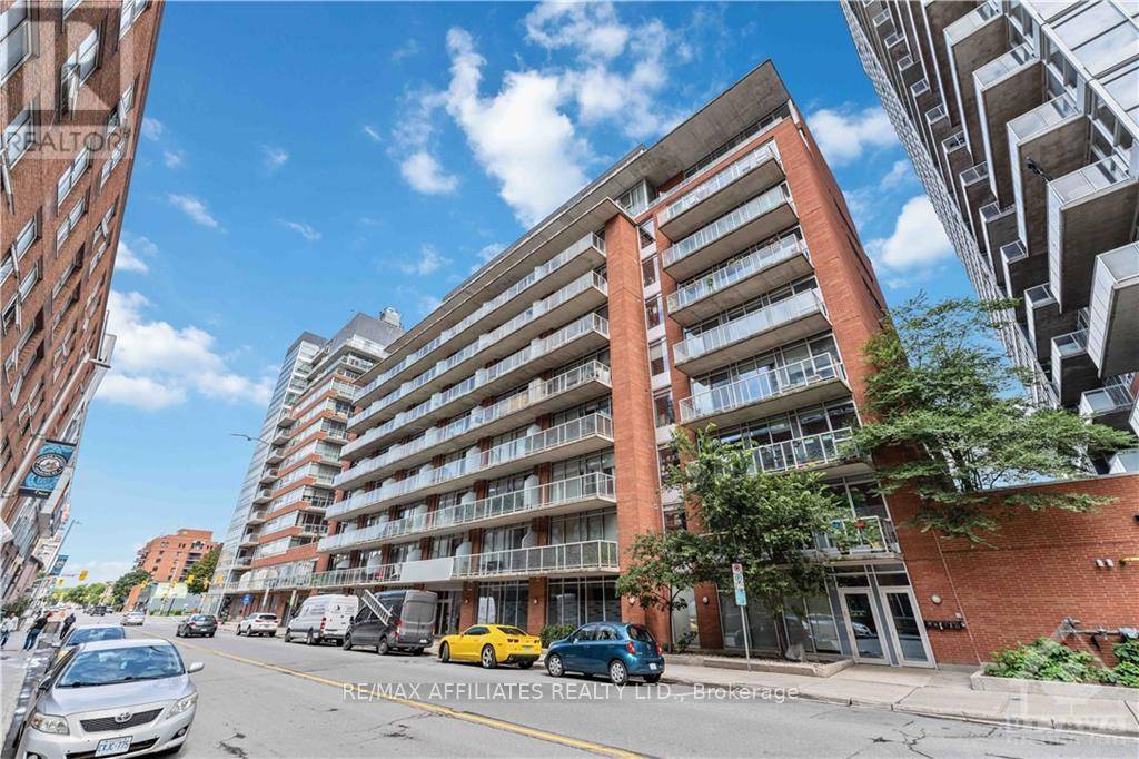 Ottawa, ON K1N1J7,383 CUMBERLAND ST #505