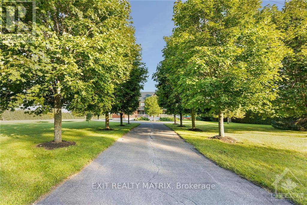 North Glengarry, ON K0C1A0,20680 MCCORMICK ROAD