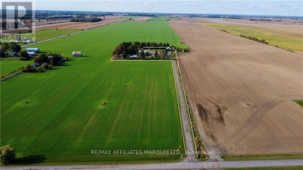South Glengarry, ON K0C1E0,21895 CONCESSION 3 ROAD