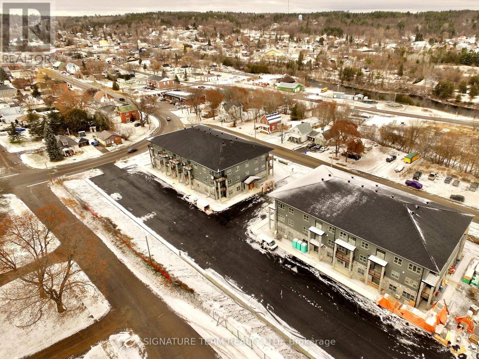 Bonnechere Valley, ON K0J1T0,78A QUEEN ST #201