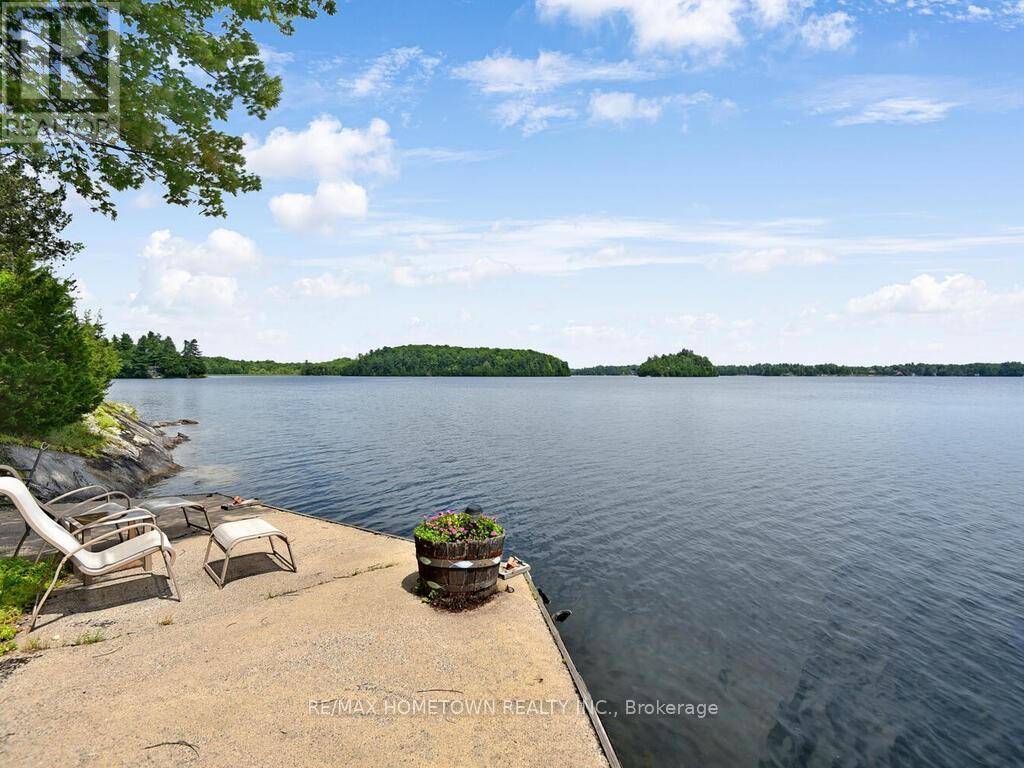 Rideau Lakes, ON K0E1N0,1140 LB 9 ROAD