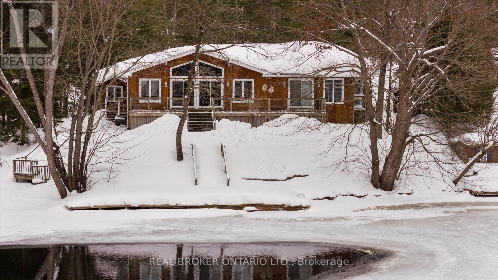 Gravenhurst, ON L0K2B0,1093 LAIDLAW AVENUE