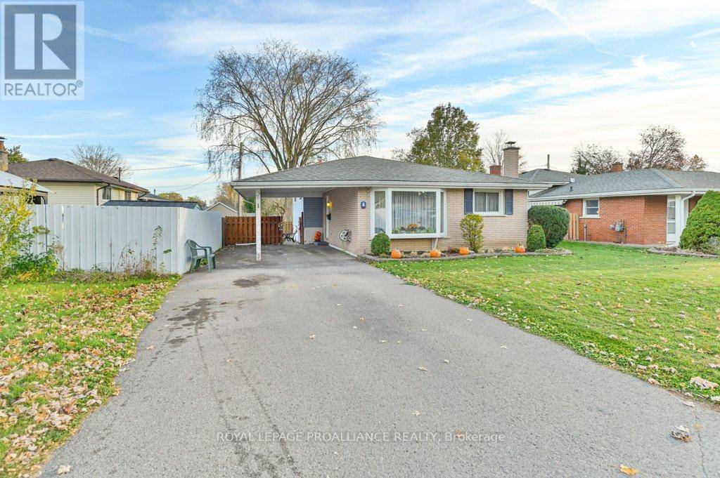 Quinte West, ON K8V2B5,6 SHONIKER AVENUE