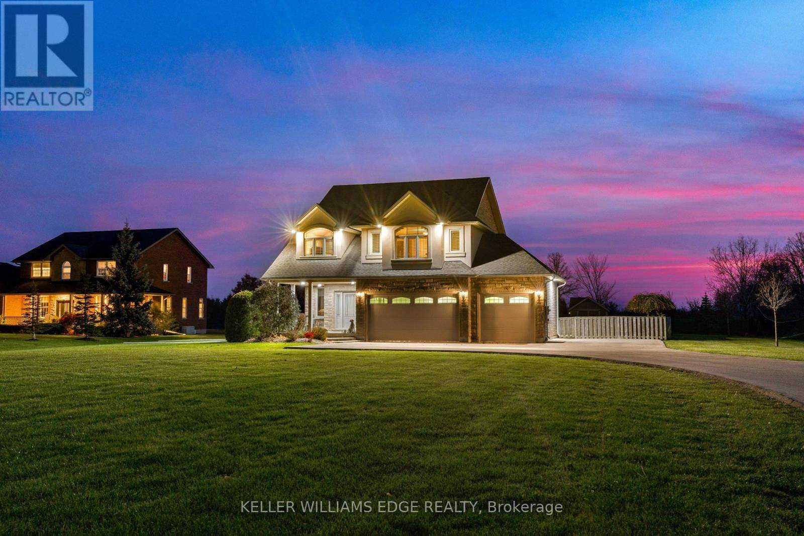 Grimsby (grimsby Escarpment), ON L0R1M0,8036 SHERIDAN COURT