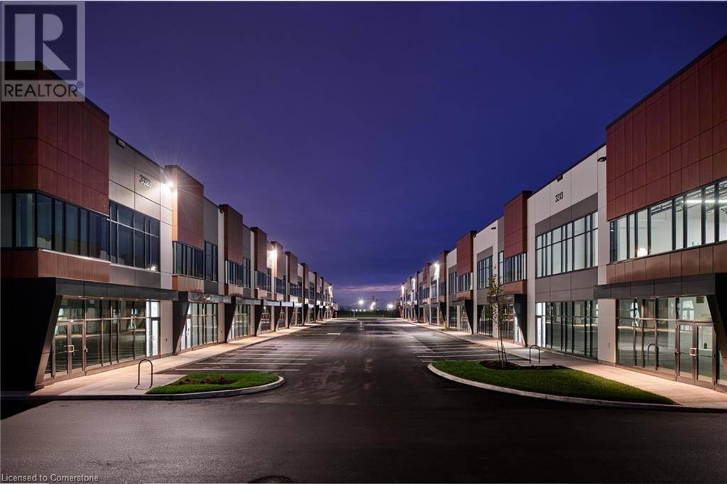 Oakville, ON L6L0C4,3323 SUPERIOR CT #106