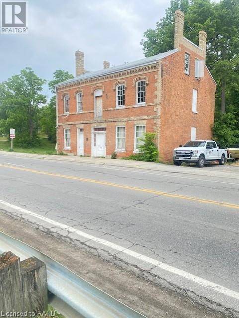 York, ON N0A1R0,39 FRONT Street N