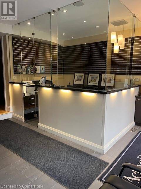 Hamilton, ON L8G1H6,58 KING Street