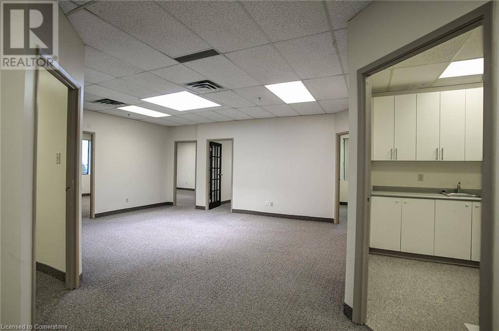 Oakville, ON L6H5W1,2140 WINSTON PARK DR #204