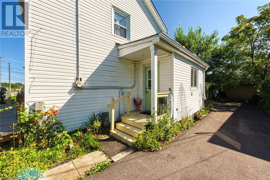 Port Colborne, ON L3K2M6,35 CANAL BANK Road