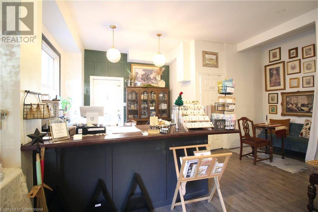 Hamilton, ON L8P1C9,78 GEORGE ST #1