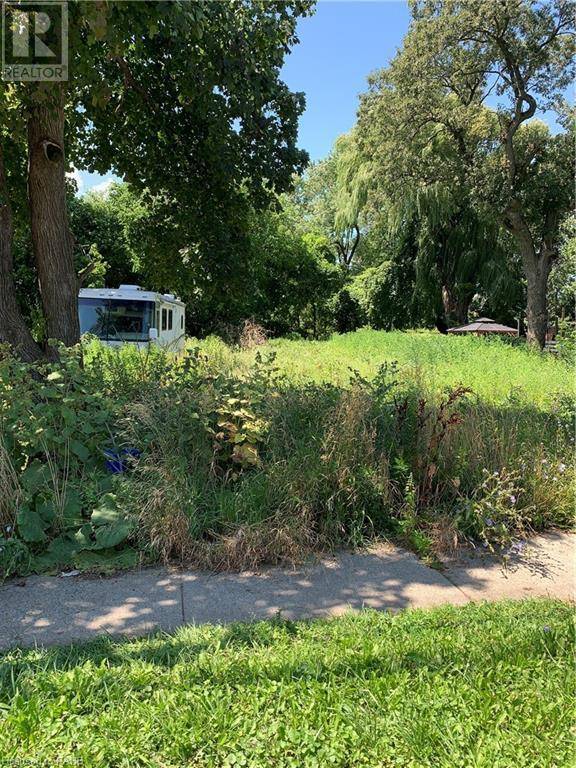 Hamilton, ON L8H6X3,500 BEACH Boulevard