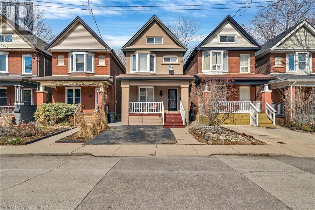 Hamilton, ON L8M1R2,17 AVALON Place