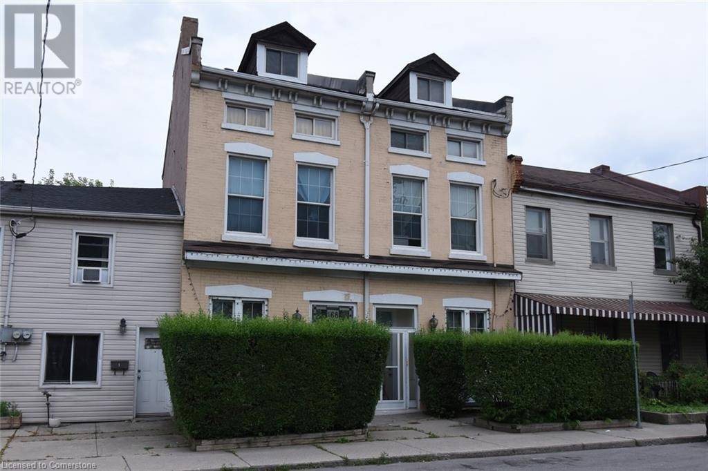 Hamilton, ON L8R2M4,168 MACNAB Street N