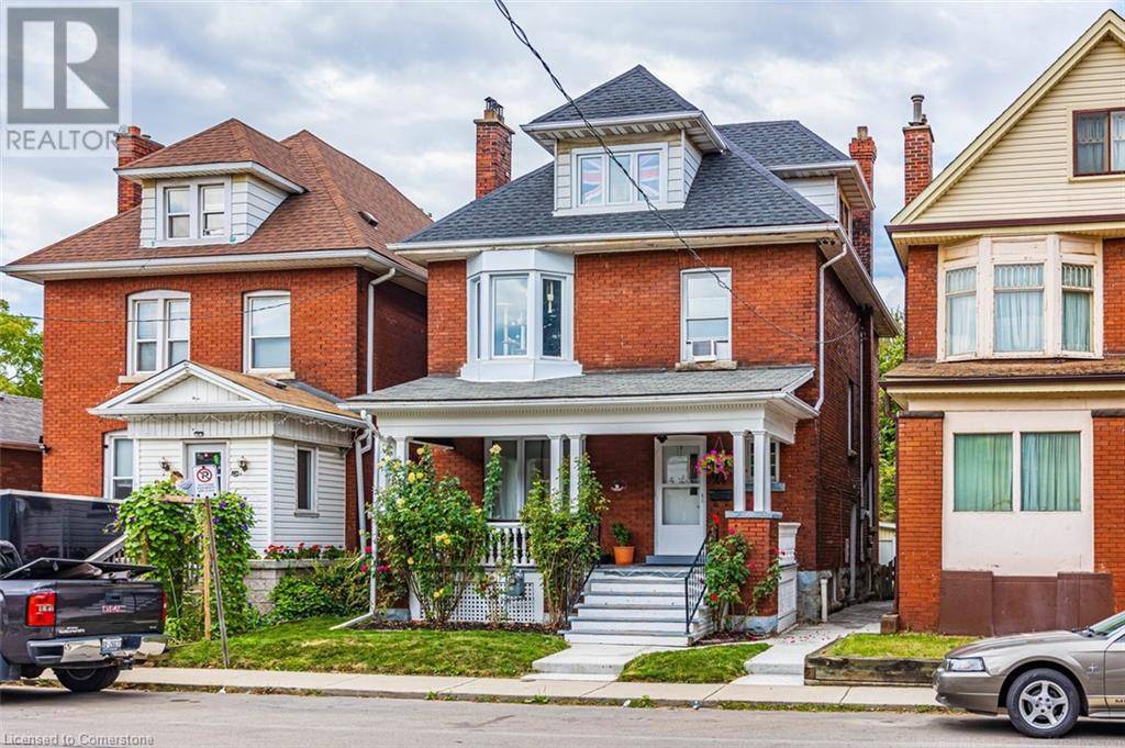 Hamilton, ON L8M2W1,24 CARRICK Avenue