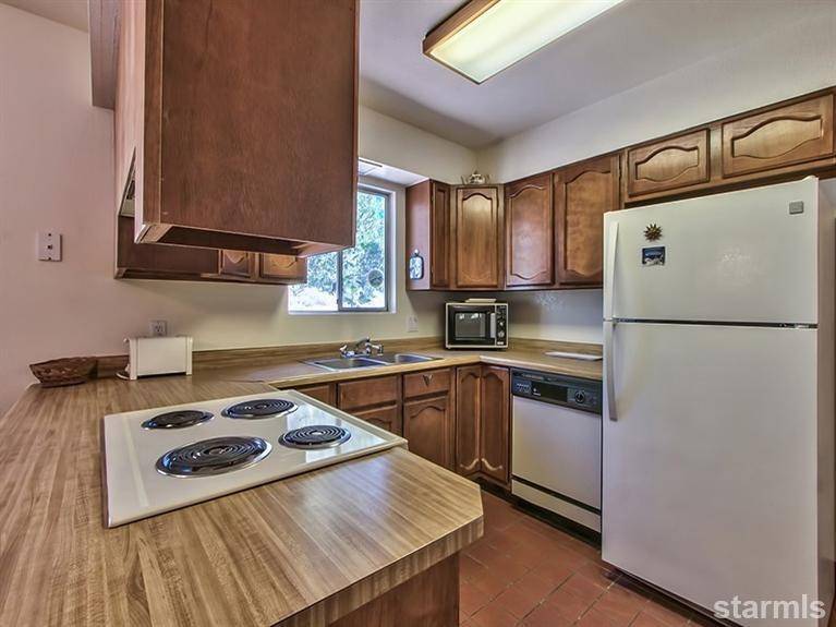 South Lake Tahoe, CA 96150,917 Mountain Trout Drive