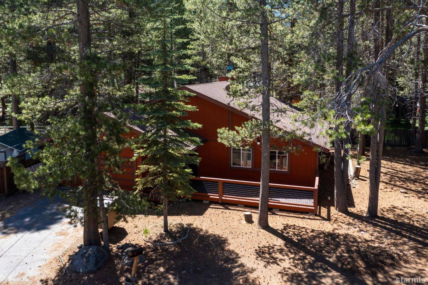 South Lake Tahoe, CA 96150,1536 Oglala Court