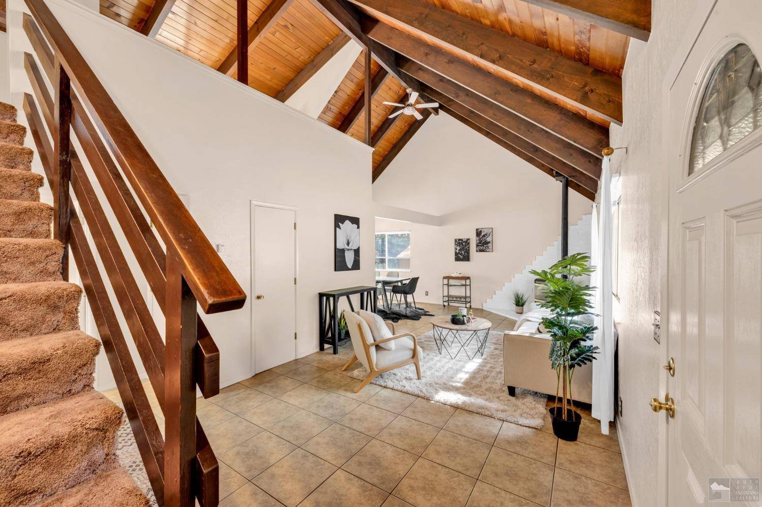 South Lake Tahoe, CA 96150,544 Lake Tahoe Boulevard