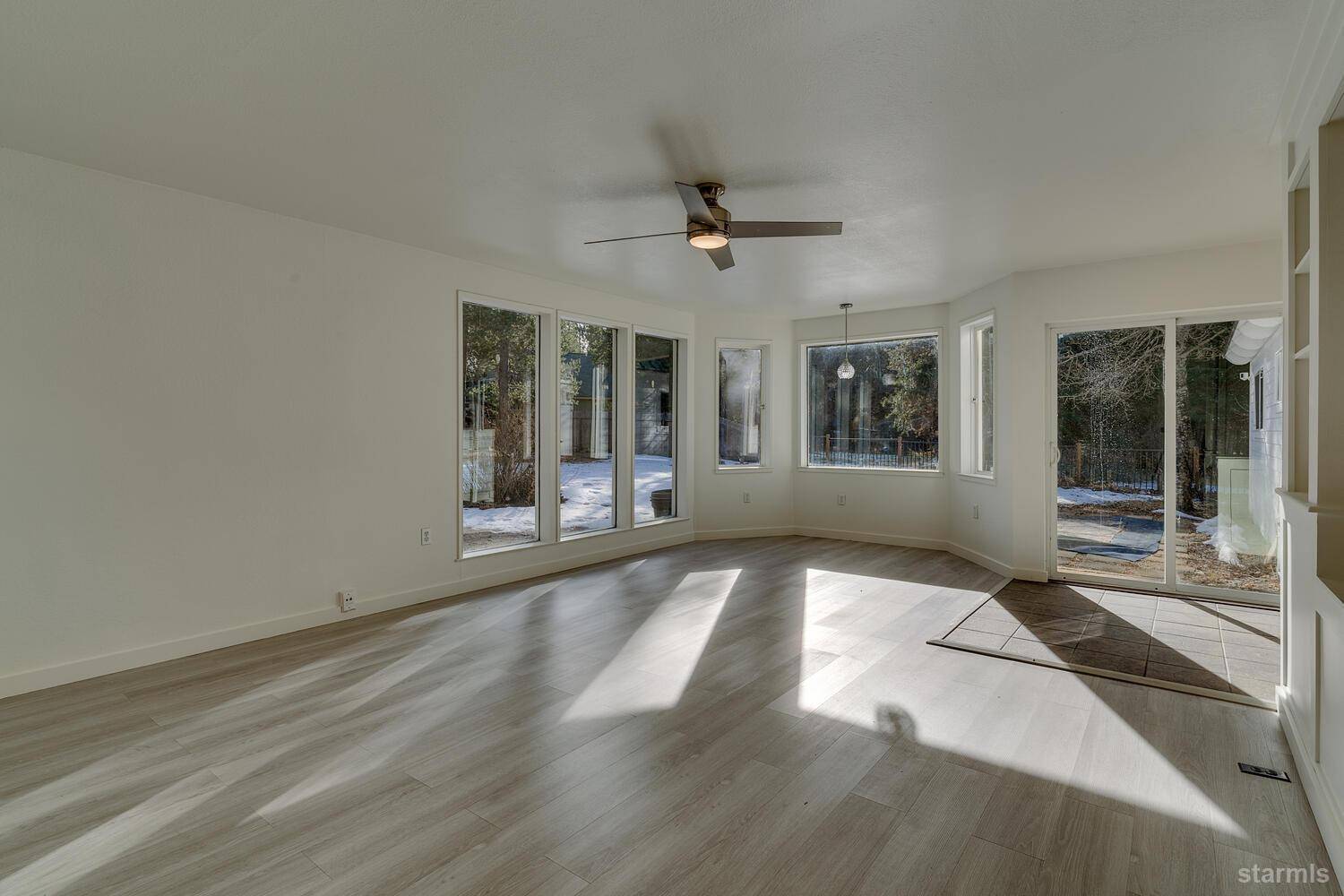 South Lake Tahoe, CA 96150,1064 Modoc Way