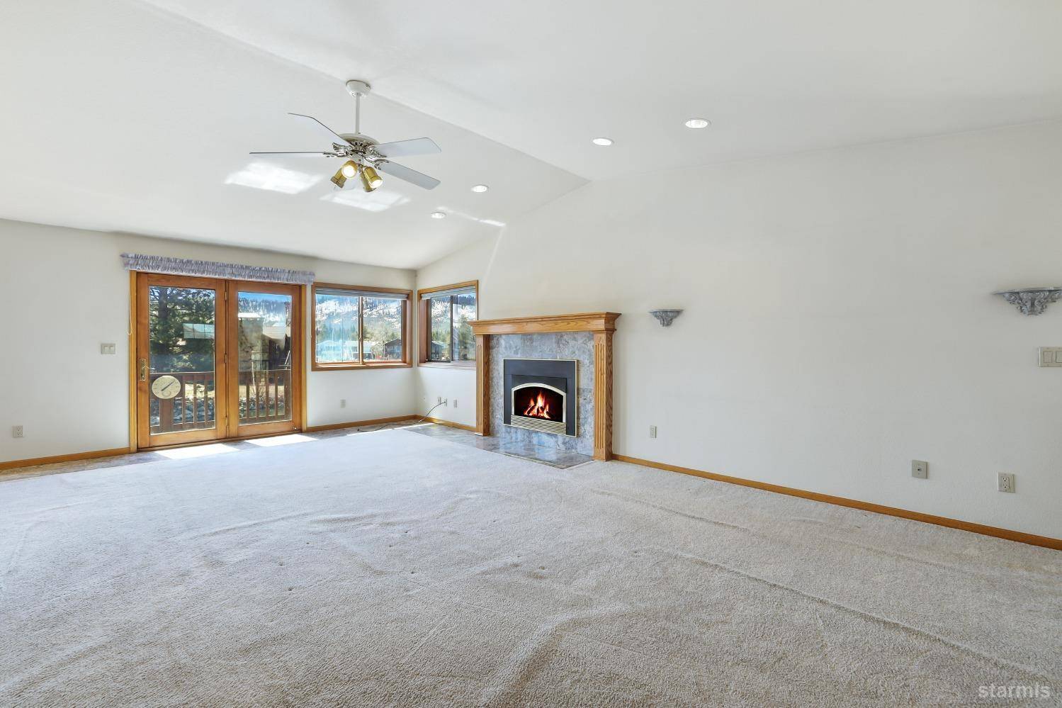 South Lake Tahoe, CA 96150,1940 Kokanee Way