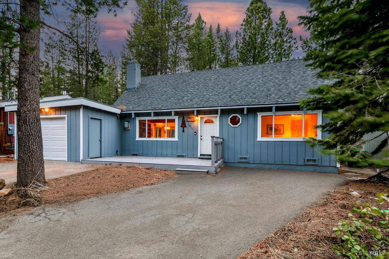 South Lake Tahoe, CA 96150,1611 Oglala Street