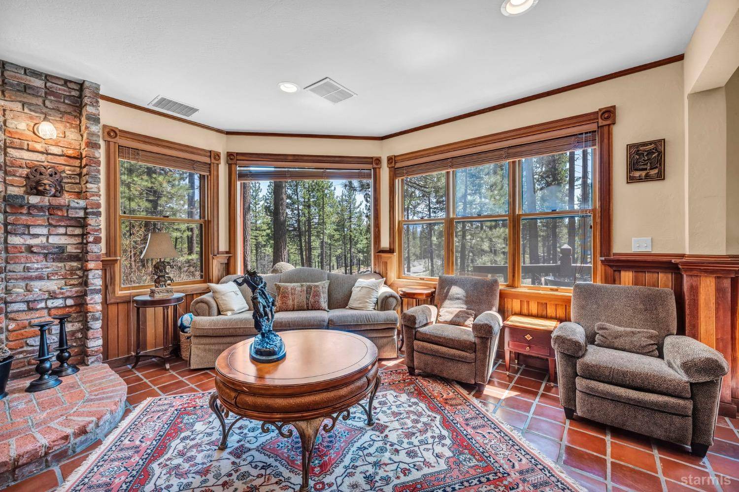South Lake Tahoe, CA 96150,938 Iron Mountain Circle