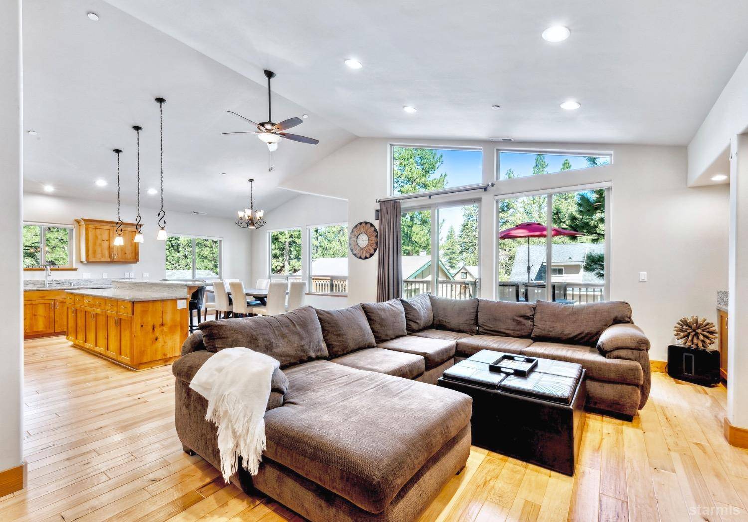South Lake Tahoe, CA 96150,765 Alameda Avenue